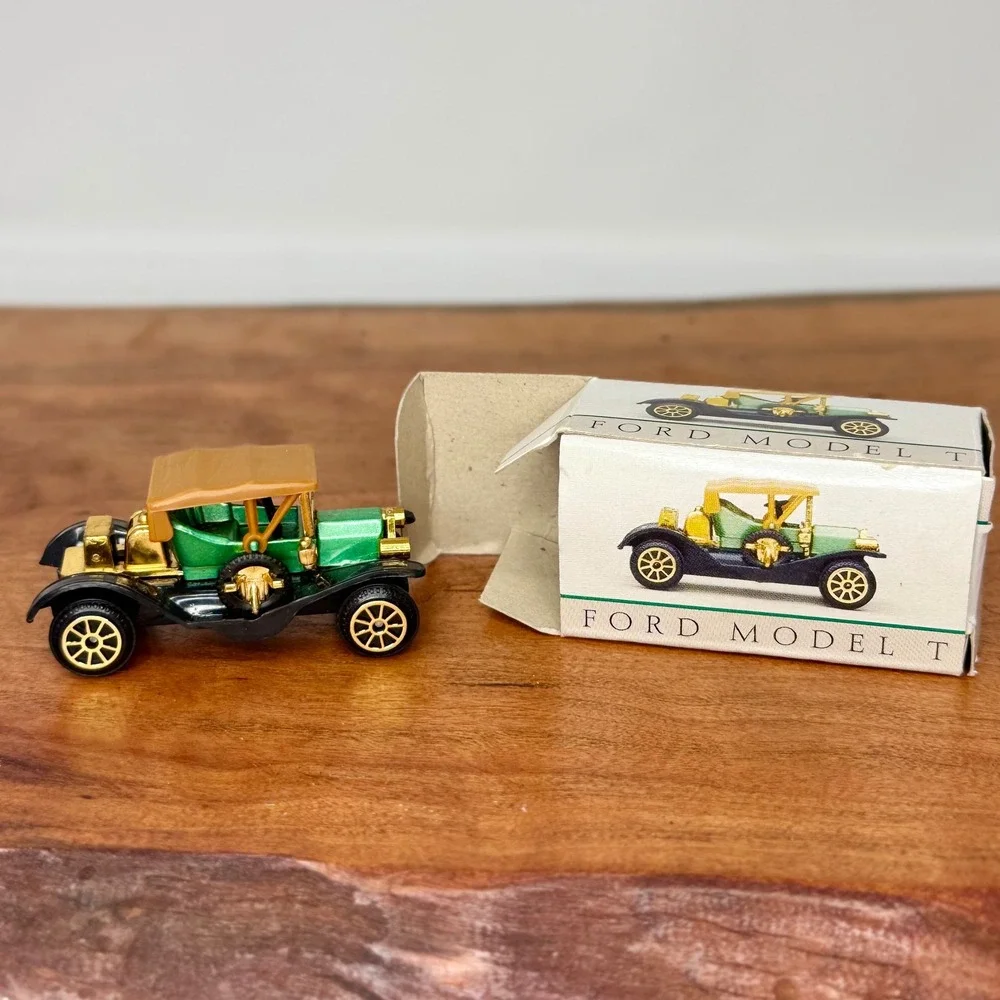 Vintage Reader Digest Diecast Miniature Cars 9 pc Set Packard Buick Ford Model T